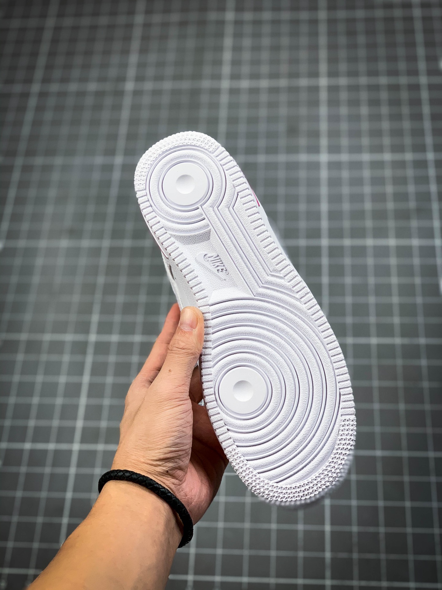 200  Nike Air Force 1 客制款配色 空军一号低帮休闲运动板鞋 898866-009