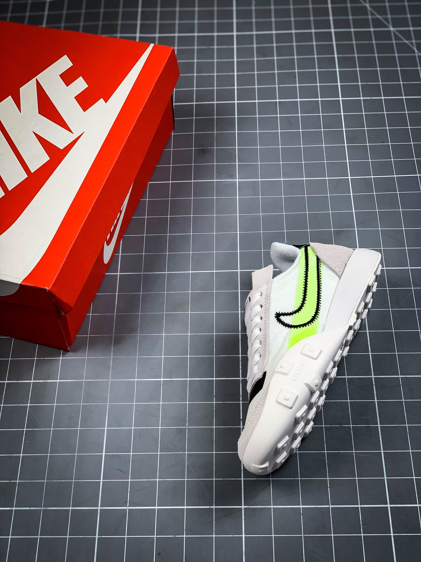190 公司级 耐克Nike Waffle Racer 2X | 缔造经典女子运动鞋 CK6647-004 620
