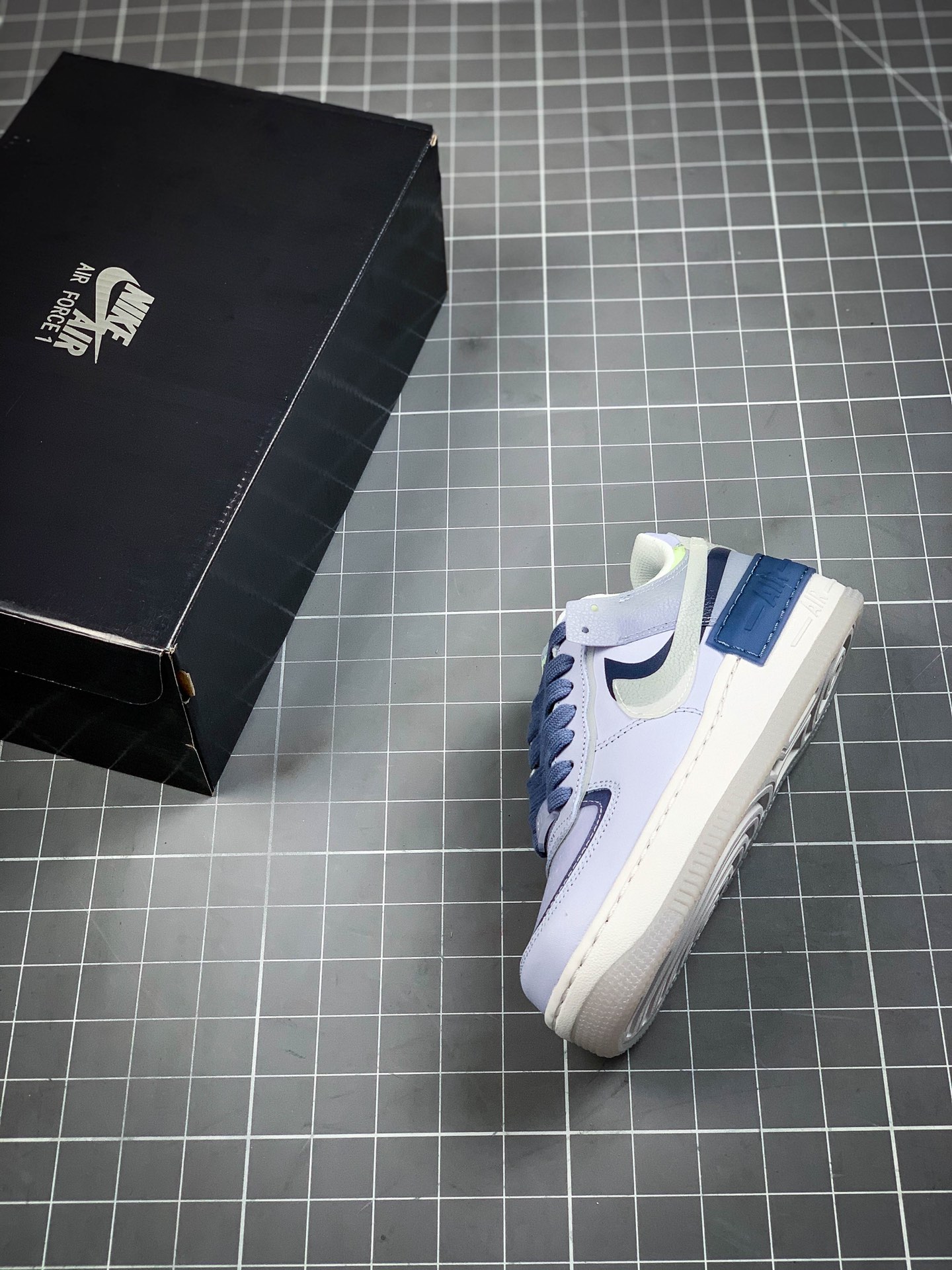 180 真正气垫组合底 Wmns Air Force 1 Shadow SE'World Indigo' 马卡龙深蓝射频低帮空军一号 CK6561-001 219