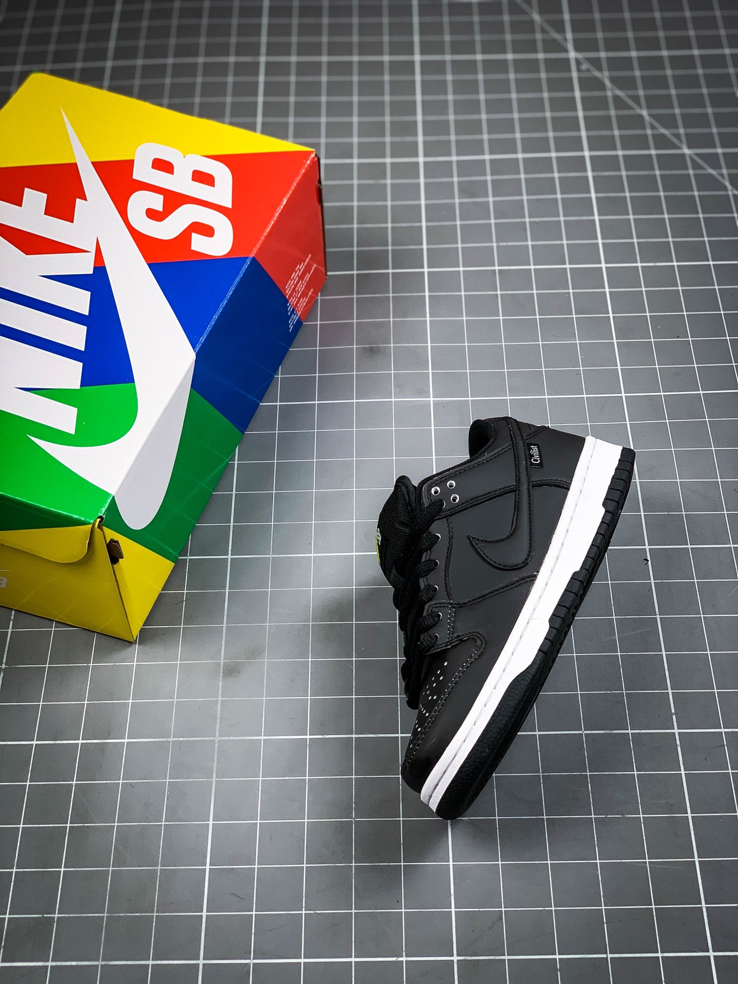 280 公司级Civilist x Nike SB Dunk Low 低帮板鞋 CZ5123-001 1110