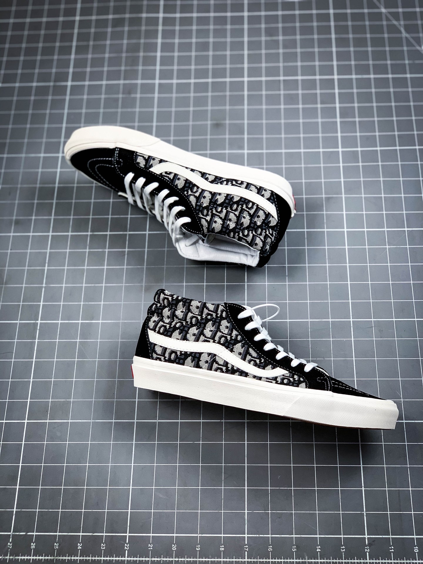150 公司级#Dior x Vans Style 36 Decon SF“岩石灰刺绣CD重影”万斯迪奥联名