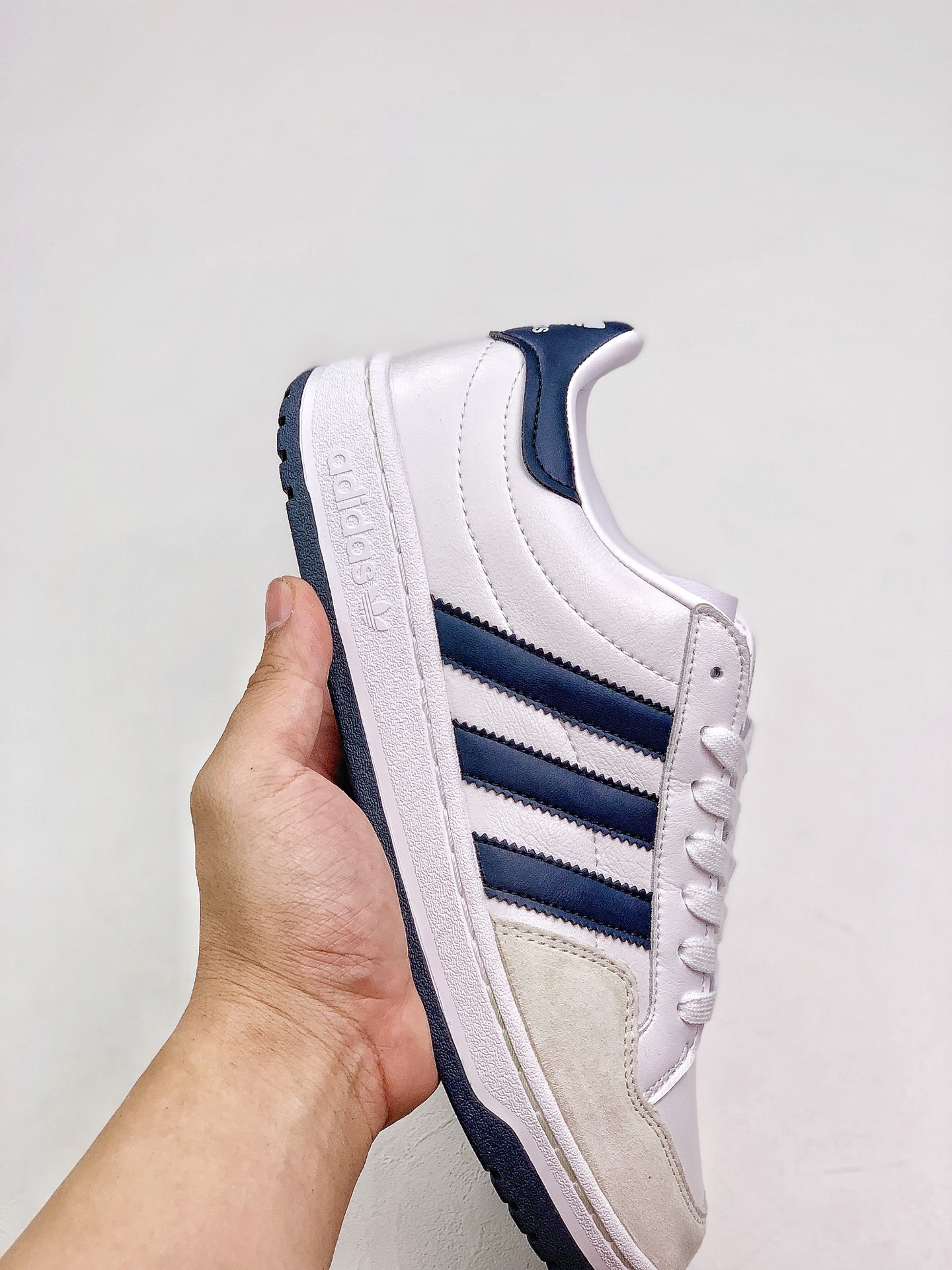 240 Adidas Team Court 复古百搭 简约运动风复刻adidas经典素材EF6054