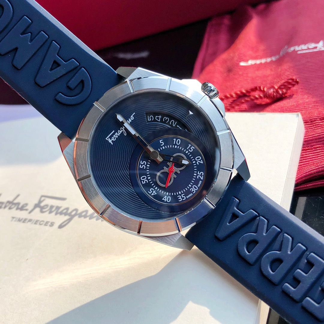 Часы Ferragamo