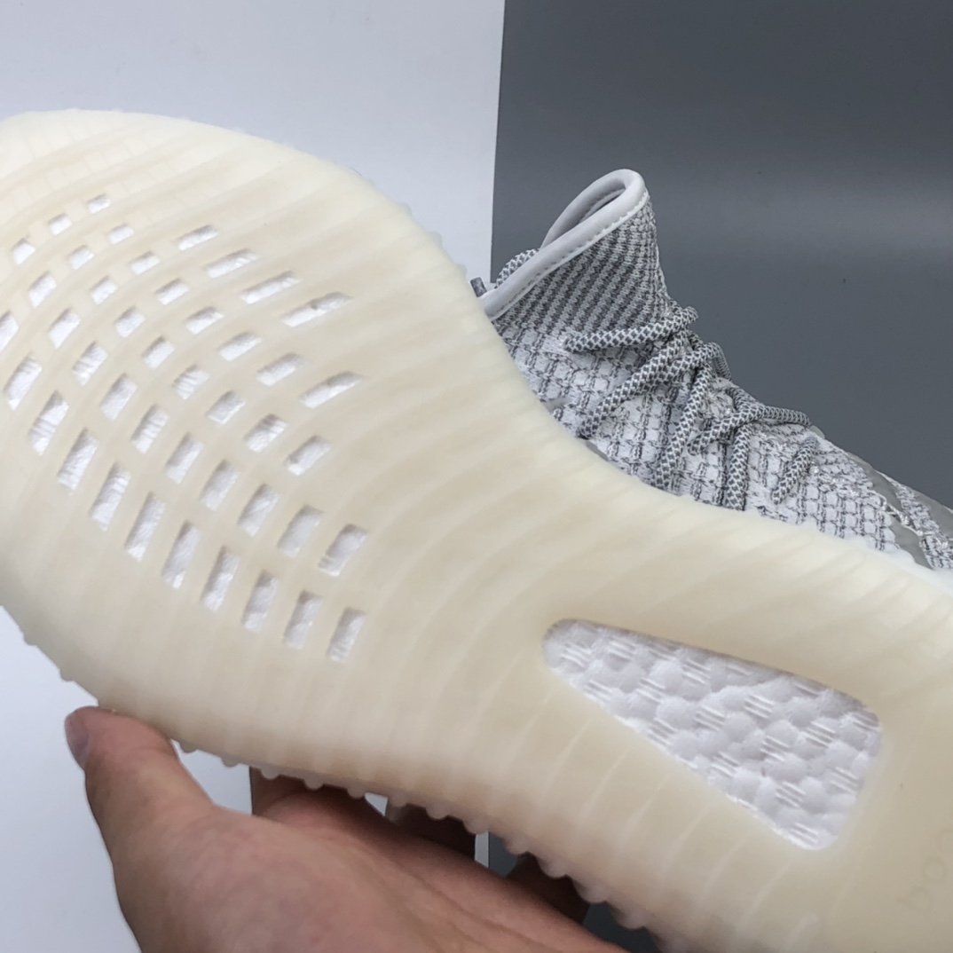 290 Adidas Yeezy Boost 350V2 百搭轻便爆米花中底休闲运动慢跑鞋 怪物夜光系列 FC8311