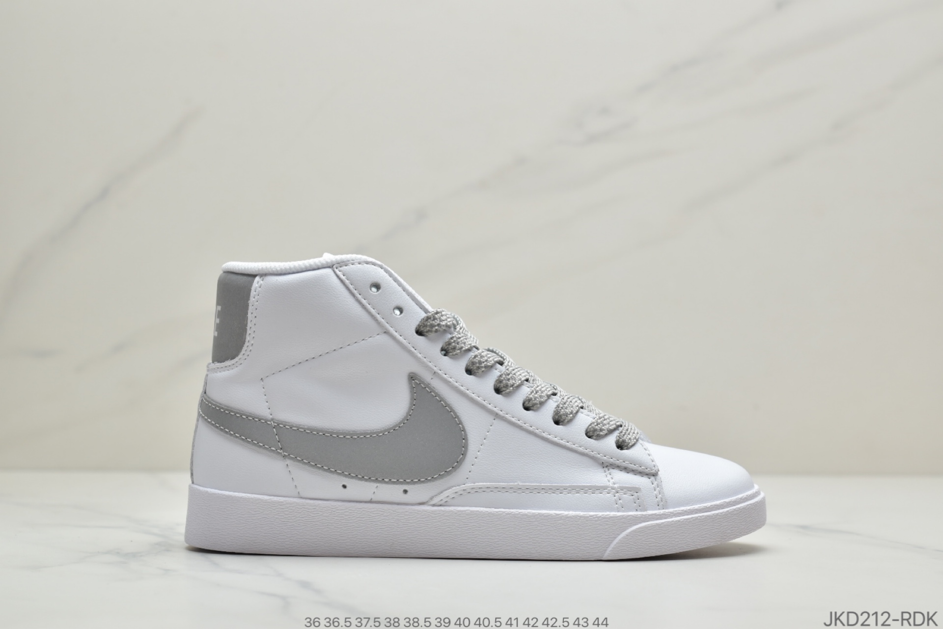160 公司级耐克Nike W Blazer Mid Retro 复古经典中帮开拓者休闲运动鞋845054-100