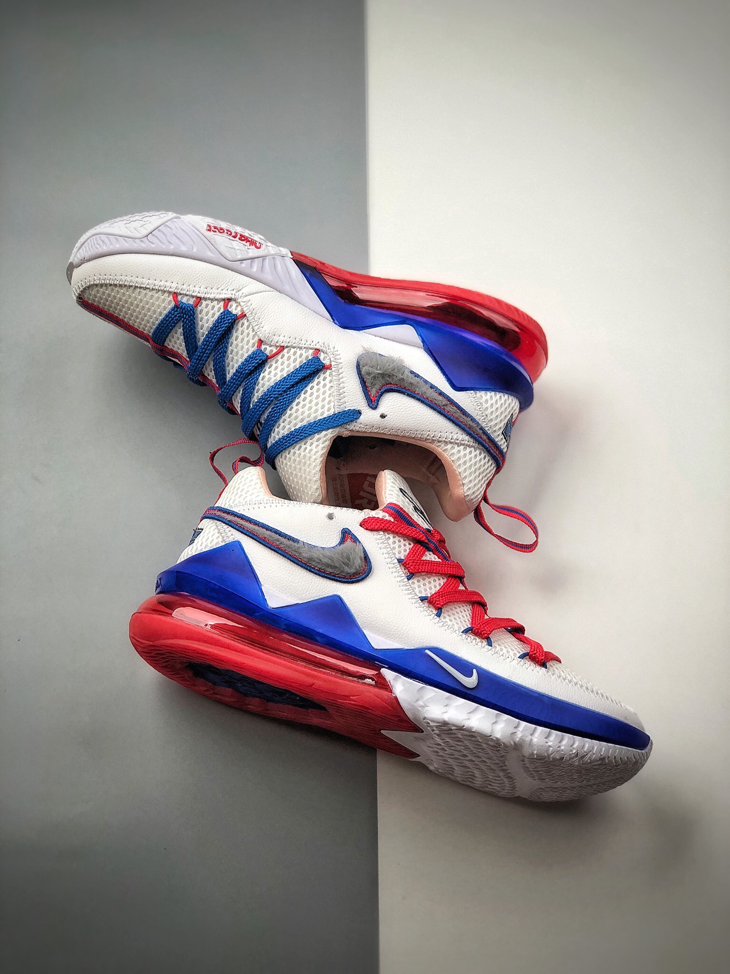 250 公司级 耐克Nike Lebron 17 LOW XC2 斯姆詹17代 大灌篮 Tone Squad子男实战篮球鞋CD5007-100