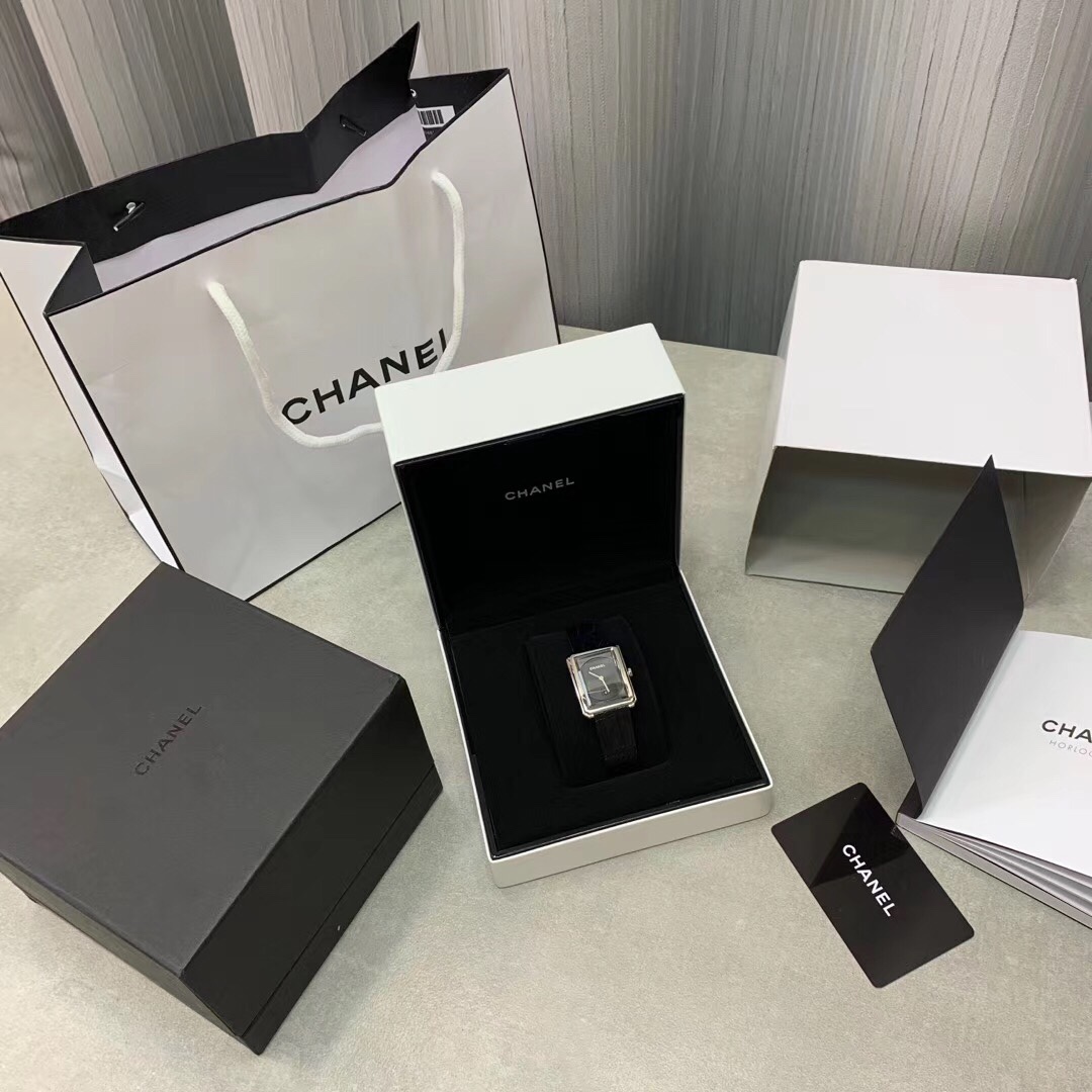 Chanel Watch 6547