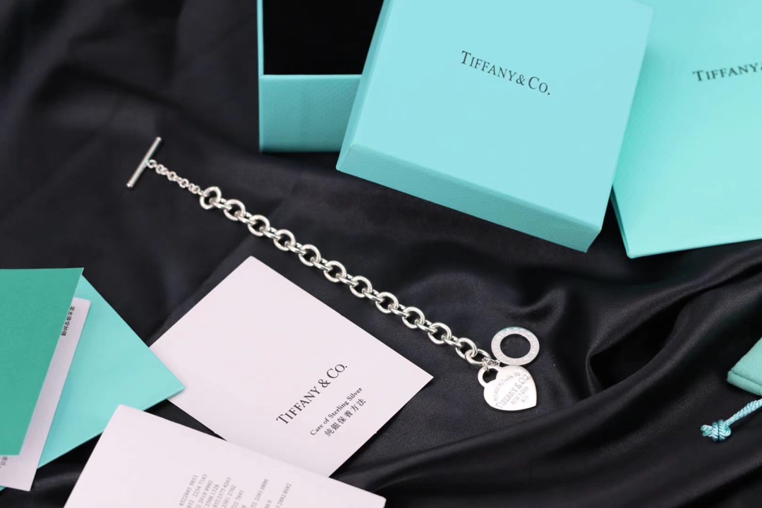 Tiffany & Co. Tiffany&Co.蒂芙尼心牌针扣手链