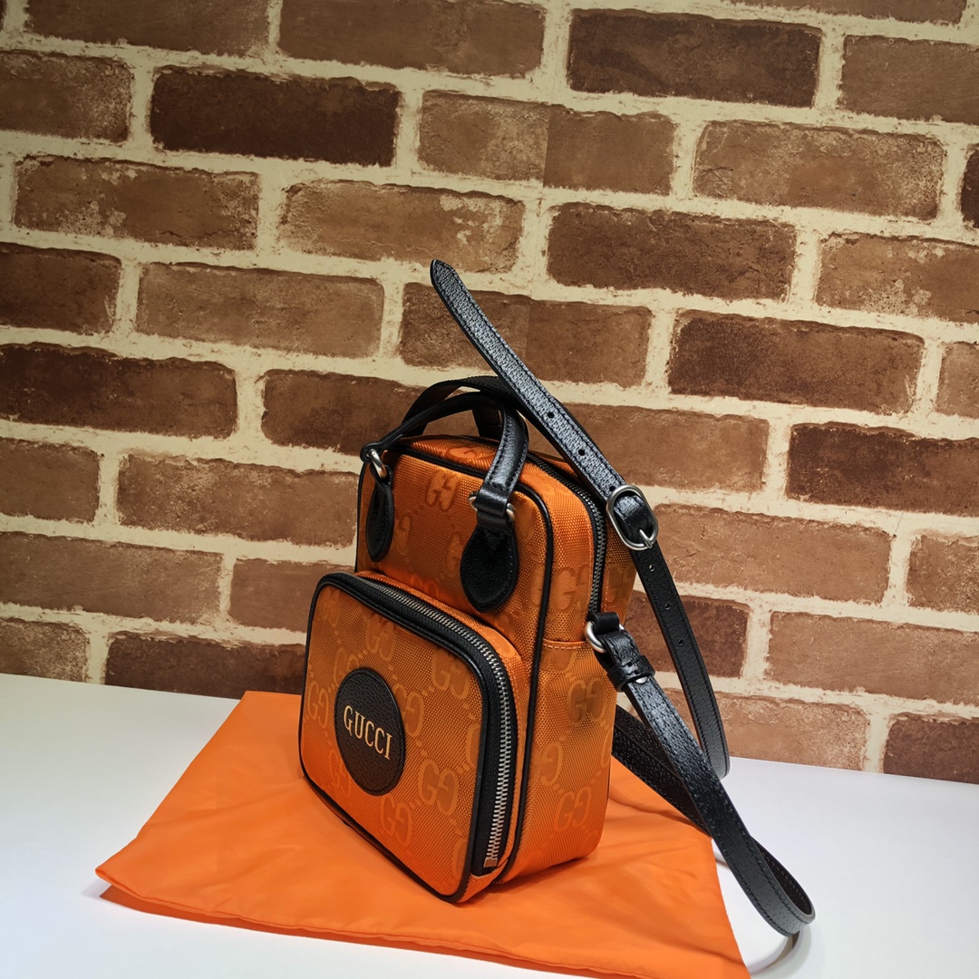 GUCCI古驰Off The Grid系列肩背包625850