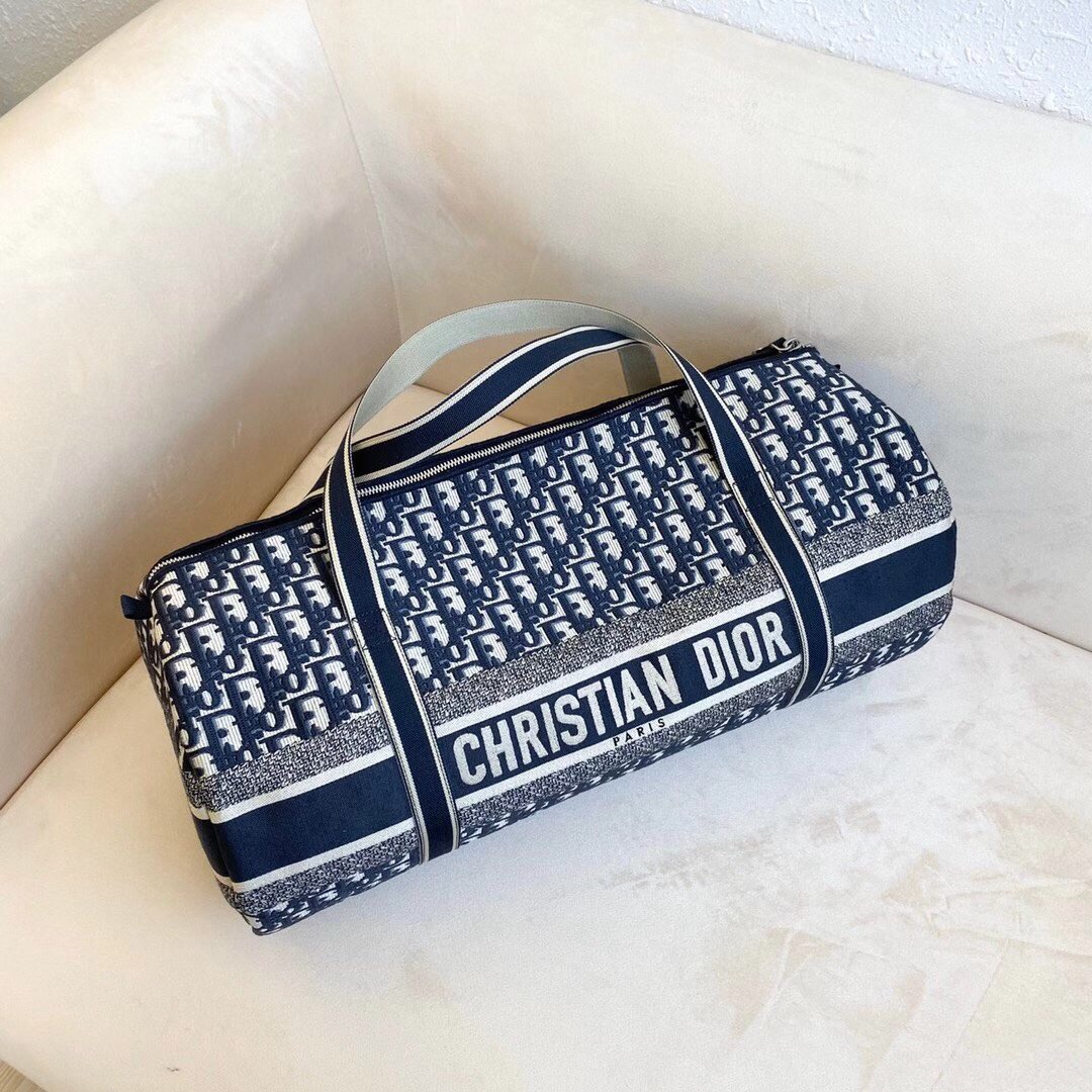 2020 Dior Classic Travel Blue Bag: A Must-Have for Fashion Lovers - 图片 6