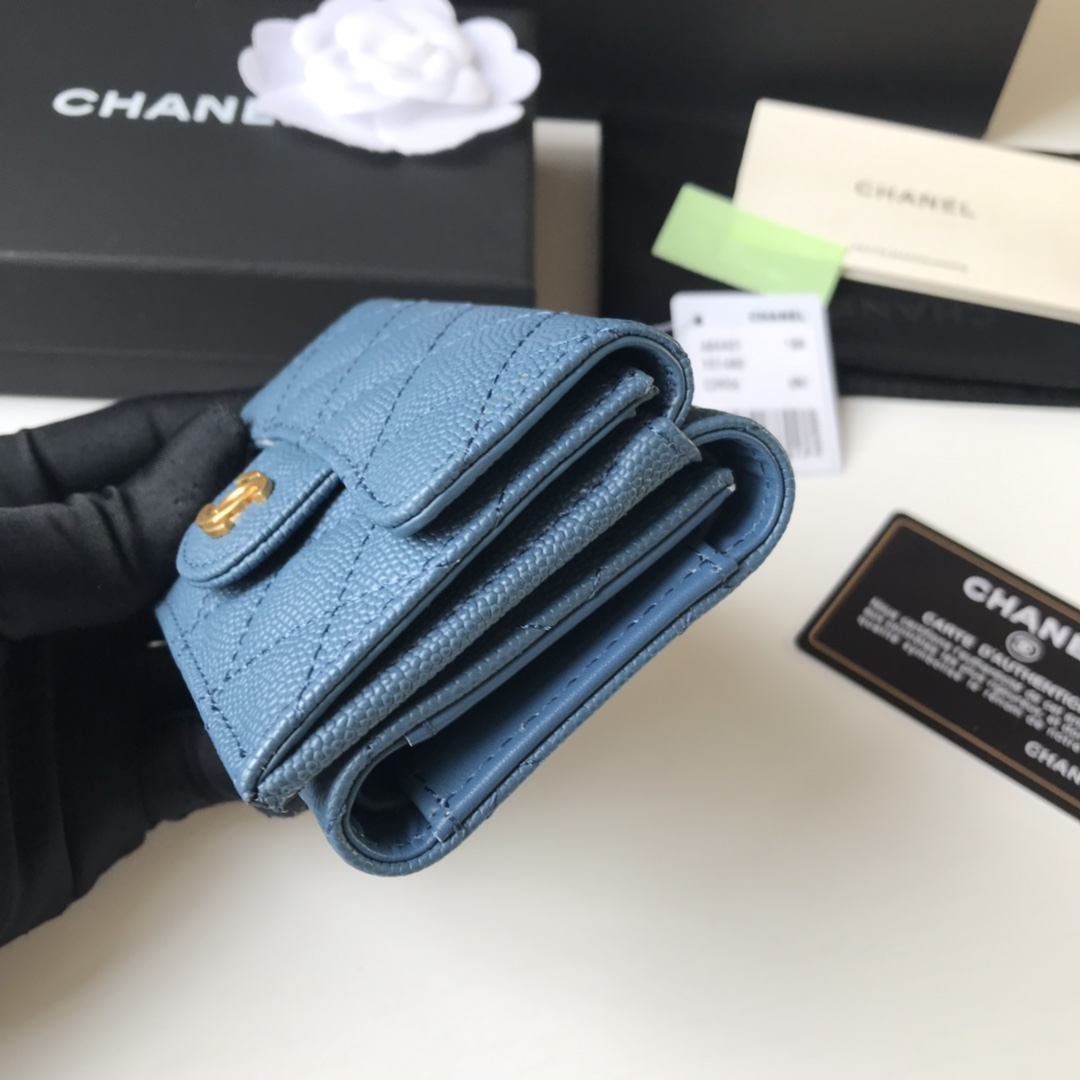 Chanel 升级版小香短三折钱包麻雀虽小 五脏俱全 实用性超强 款号84401 皮料五金