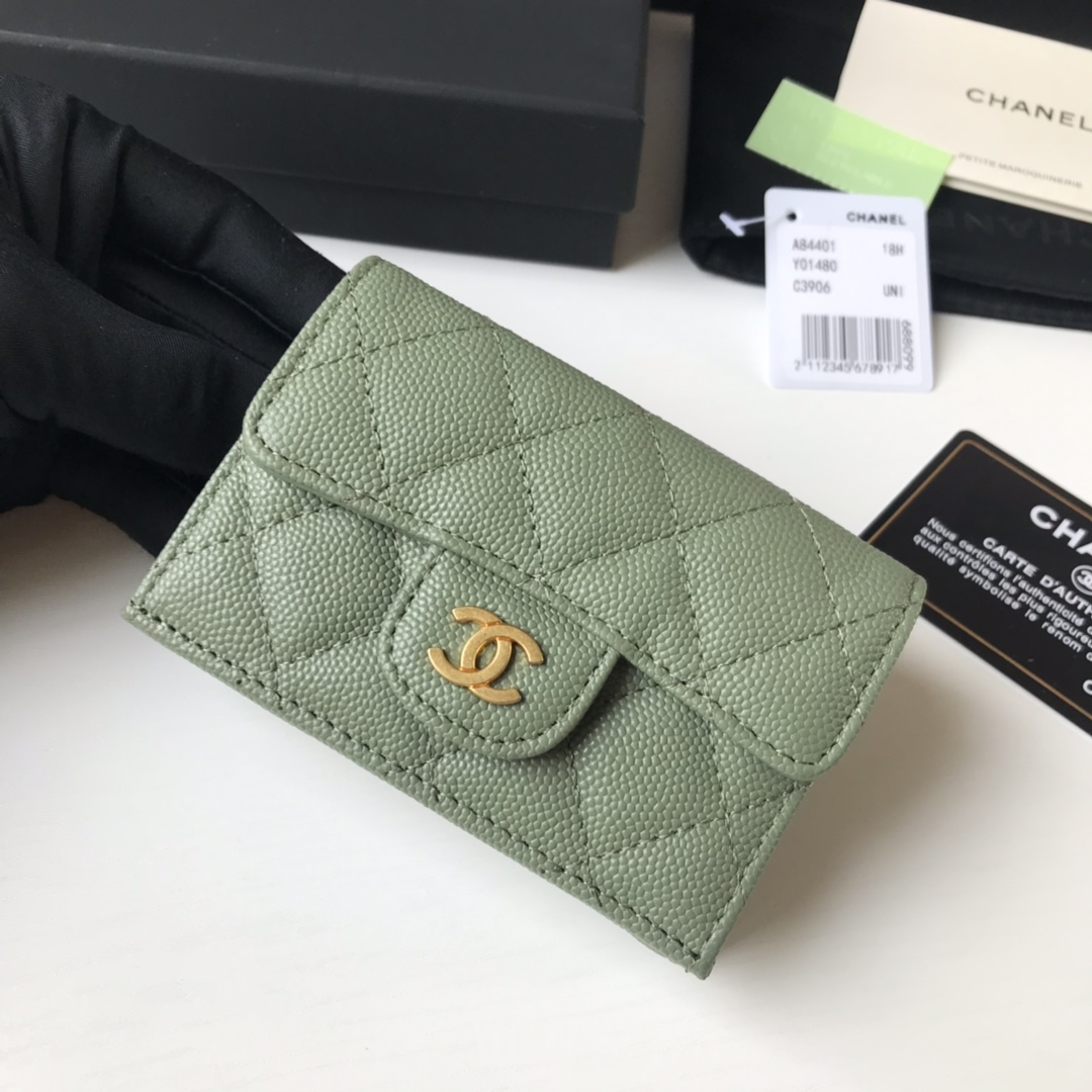 Chanel 升级版小香短三折钱包麻雀虽小 五脏俱全 实用性超强 款号84401 皮料五金