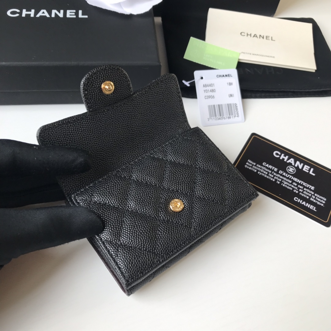 Chanel 升级版小香短三折钱包麻雀虽小 五脏俱全 实用性超强 款号84401 皮料五金