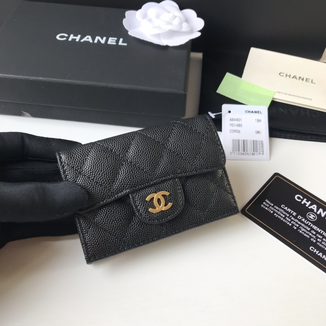Chanel 升级版小香短三折钱包麻雀虽小 五脏俱全 实用性超强 款号84401 皮料五金