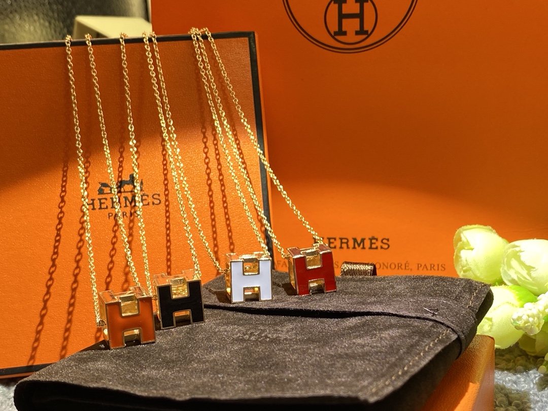 NO:553485,Hermes Necklace H Square Necklace Spot Stamp,Hermes Necklace,hermes,necklace19860909爱马仕项链 H方块项链 现货钢印,爱马仕项链,hermes,necklace,Jewelry
