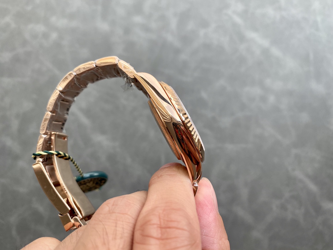 Rolex 天行者シリーズ DIW改装版 - 世界地図付きのダブルタイムゾーン腕時計