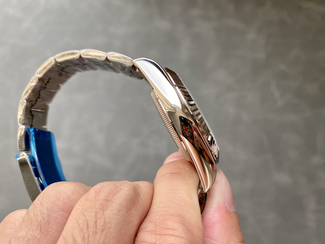 Rolex SKY 天行者シリーズ 42mm 自動巻きダブルタイムゾーン