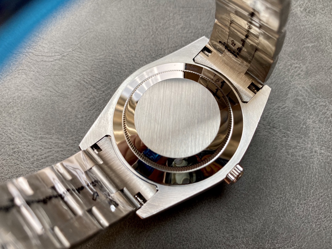 Rolex SKY 天行者シリーズ 42mm 自動巻きダブルタイムゾーン