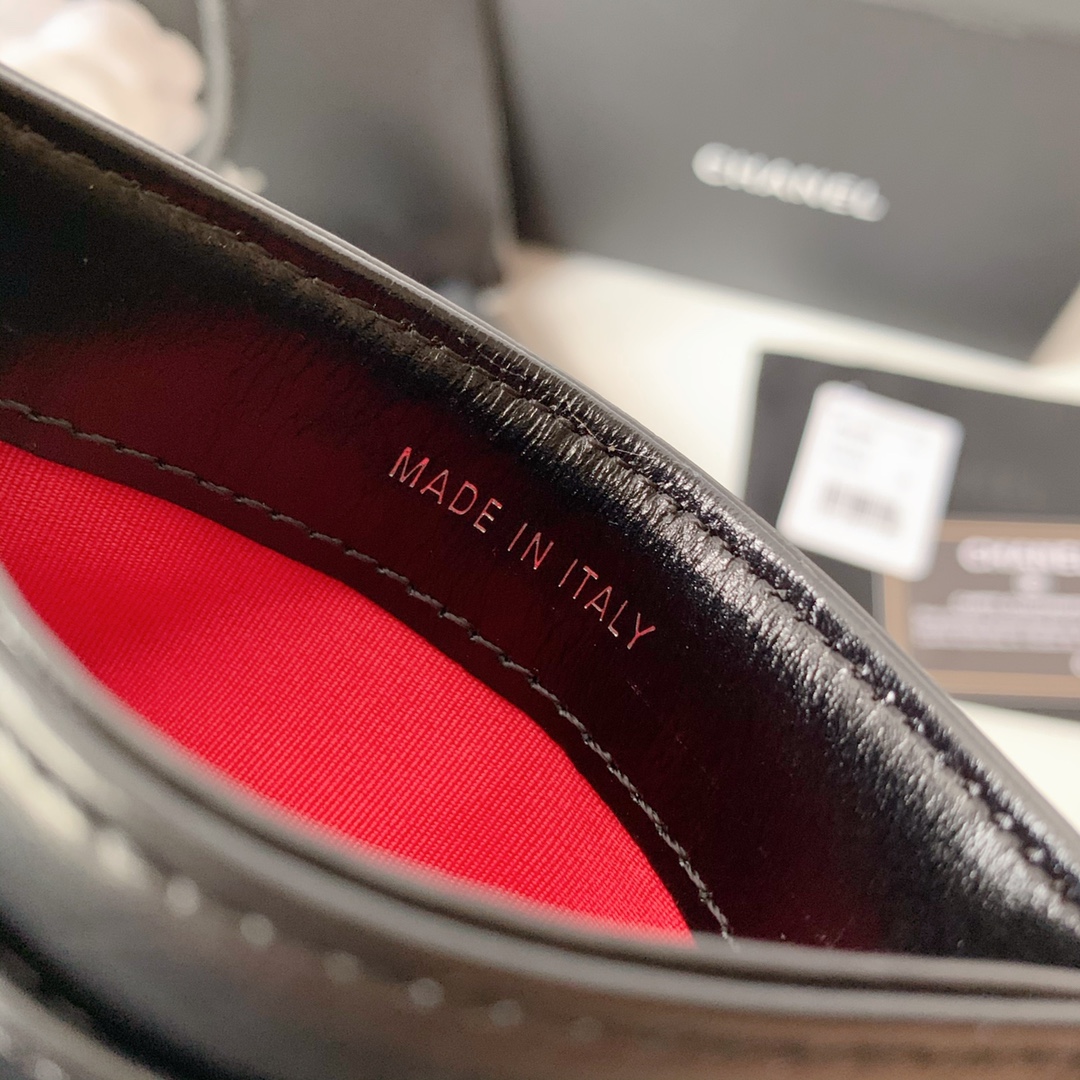 Chanel 19系列新品 流浪包菱格 胎牛皮拼色卡包 钱夹 尺寸：11*7.5