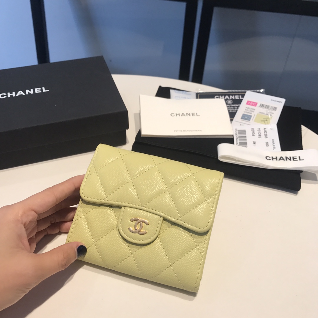 Chanel 专柜款经典手袋 2