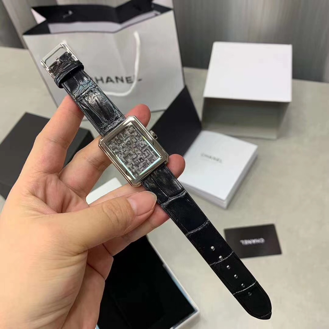 Chanel 香奈儿Boy·Friend女款腕表 这次都是中号尺寸 有镶钻款和基础款