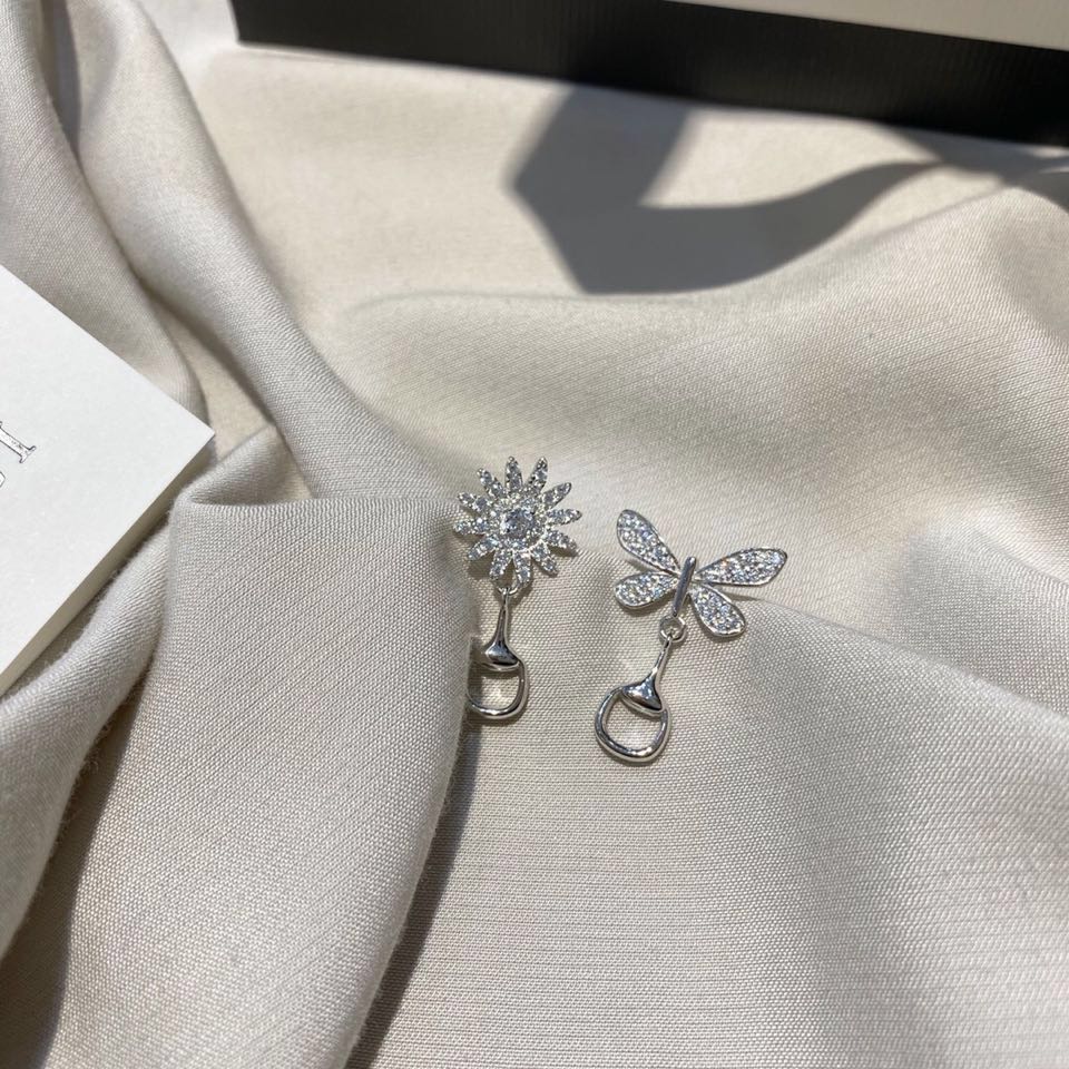 NO:553493,Gucci Gucci 925 sterling silver butterfly earrings, Gucci earrings, gucci, gucci, pure silver19860909Gucci古驰 925纯银蝴蝶耳坠,古驰耳钉,gucci,gucci,pure silver,Jewelry