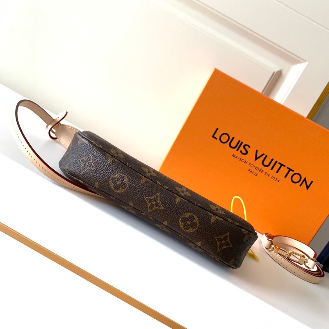 Louis Vuitton Pochette Accessoires Monogram - Handbags M40712