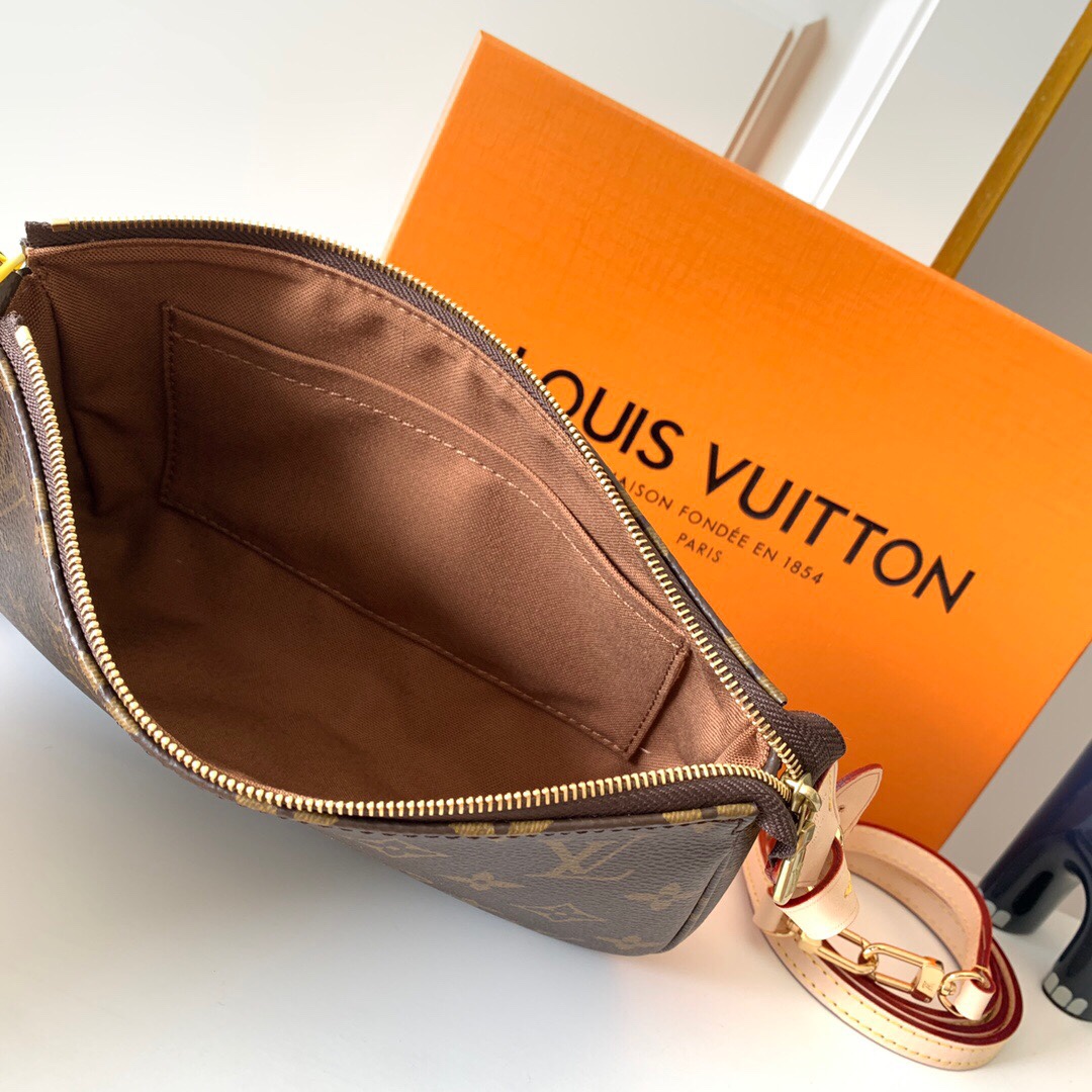 Louis Vuitton Pochette Accessoires Monogram - Handbags M40712