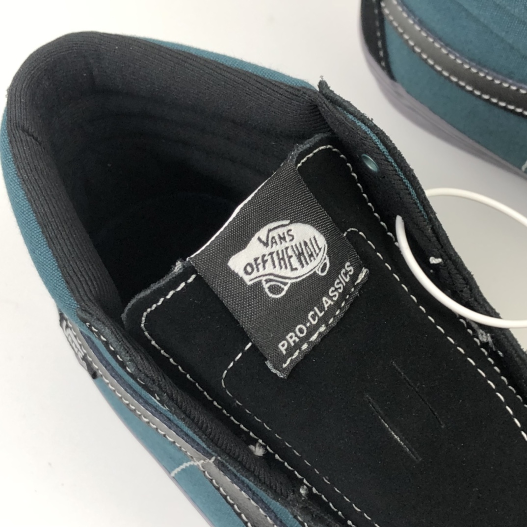 160 SCI-FI FANTASY X VANS SK8-HI Pro 蓝黑高帮系列 VN0A4U16XHU