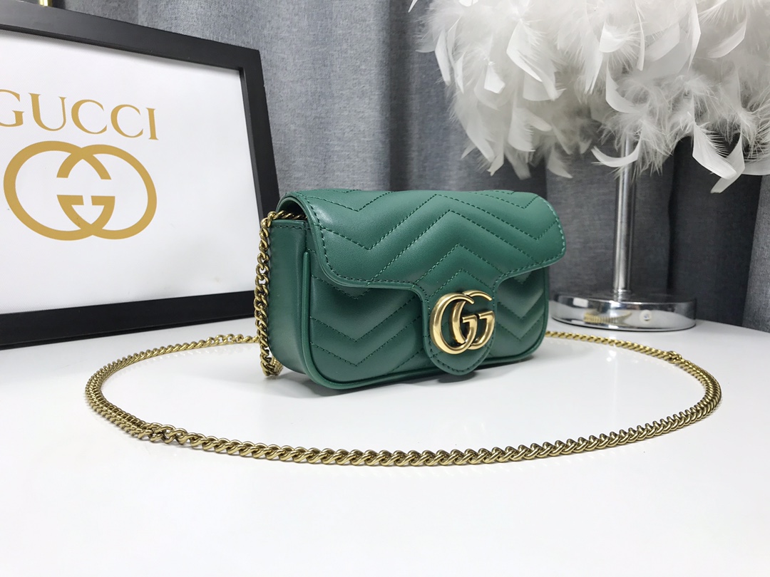 G家ミニチェーンバッグ - 構造的デザインと真皮製