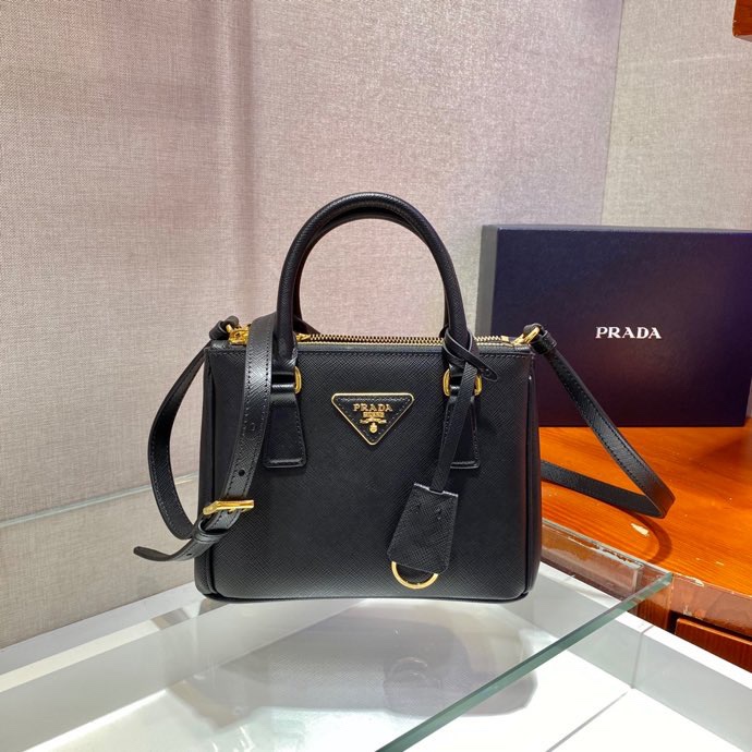 Buy High-Quality Fake
 Prada Galleria Bags Handbags Shop the Best High Authentic Quality Replica
 Saffiano Leather Mini
