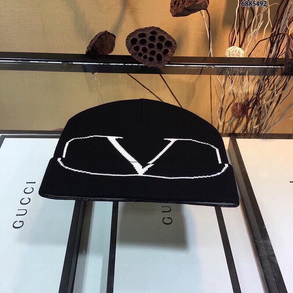 [Valentino Hats]