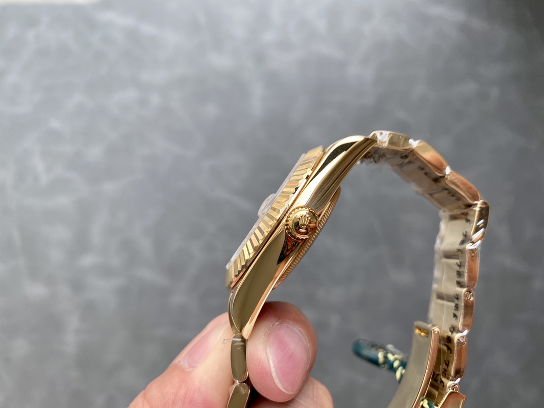 ロレックス SKY 天行者シリーズ 42mm 自動巻き機械式時計