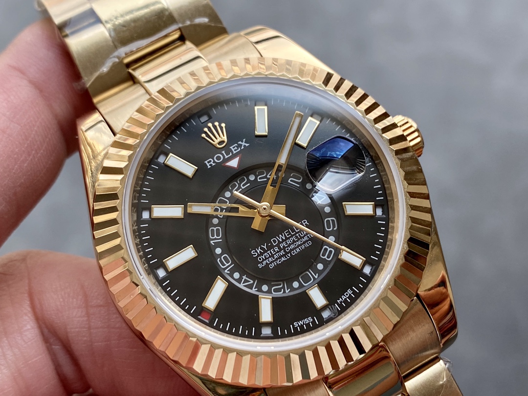 ロレックス SKY 天行者シリーズ 42mm 自動巻きダブルタイムゾーン腕時計