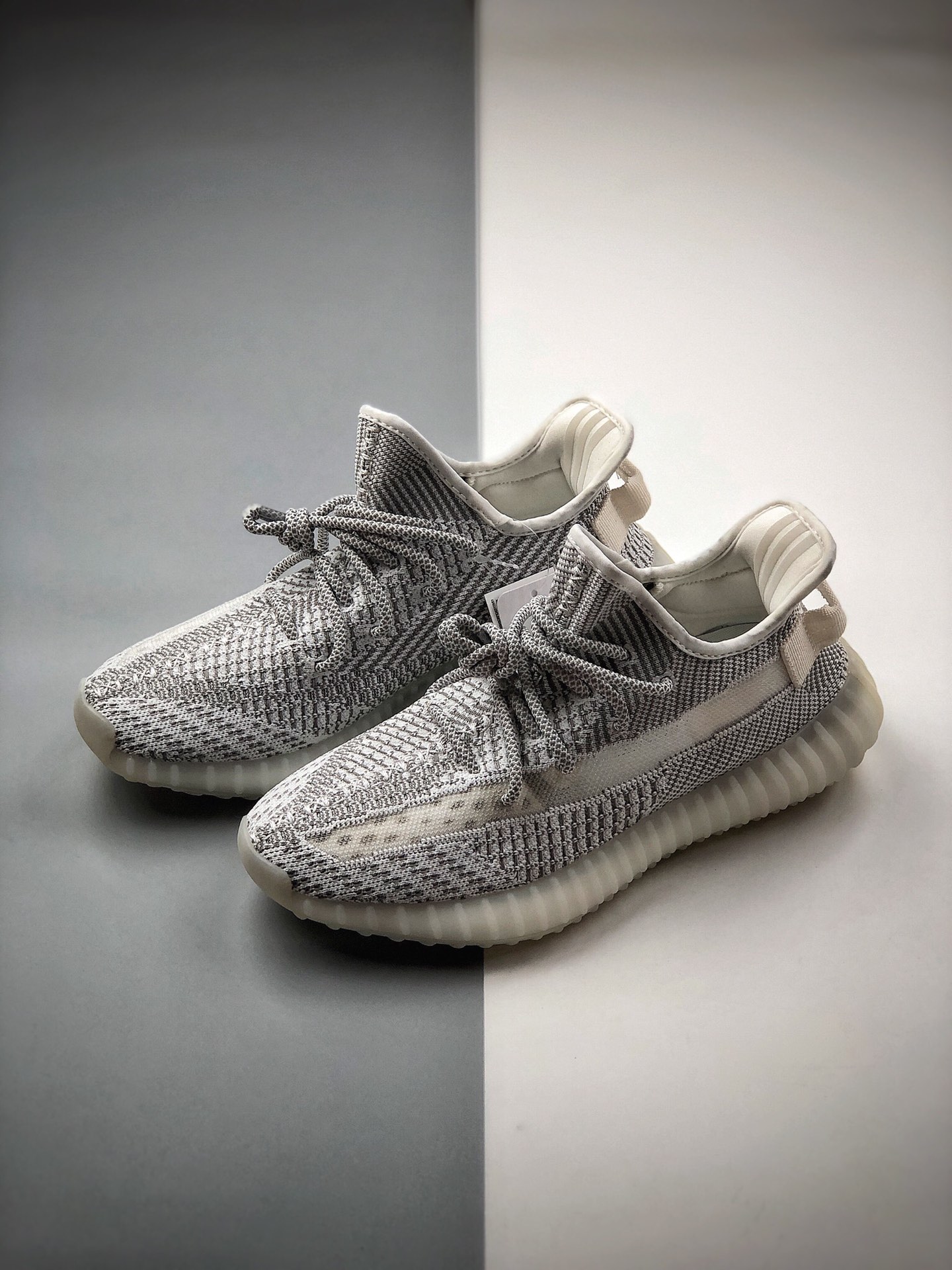 250 #最强性价比 公司级 400以下绝无对手 #Adidas Yeezy 350 Boost V2 天使 #德国进口机台针织成型 EF2905