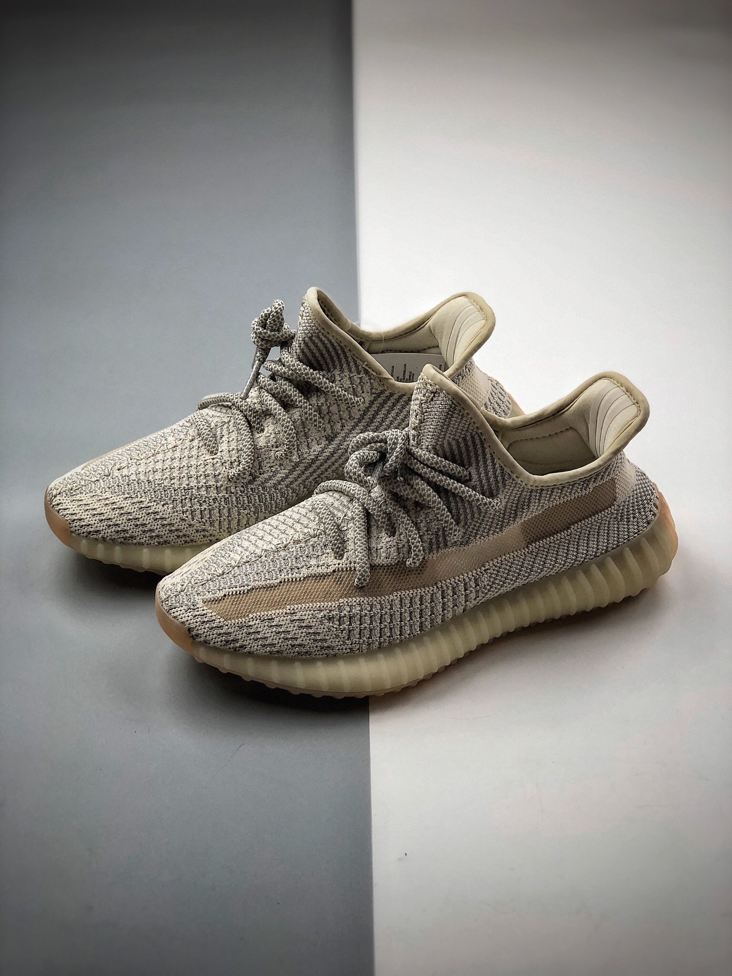 250 #最强性价比 公司级 400以下绝无对手 #Adidas Yeezy 350 Boost V2 须白 FU9161