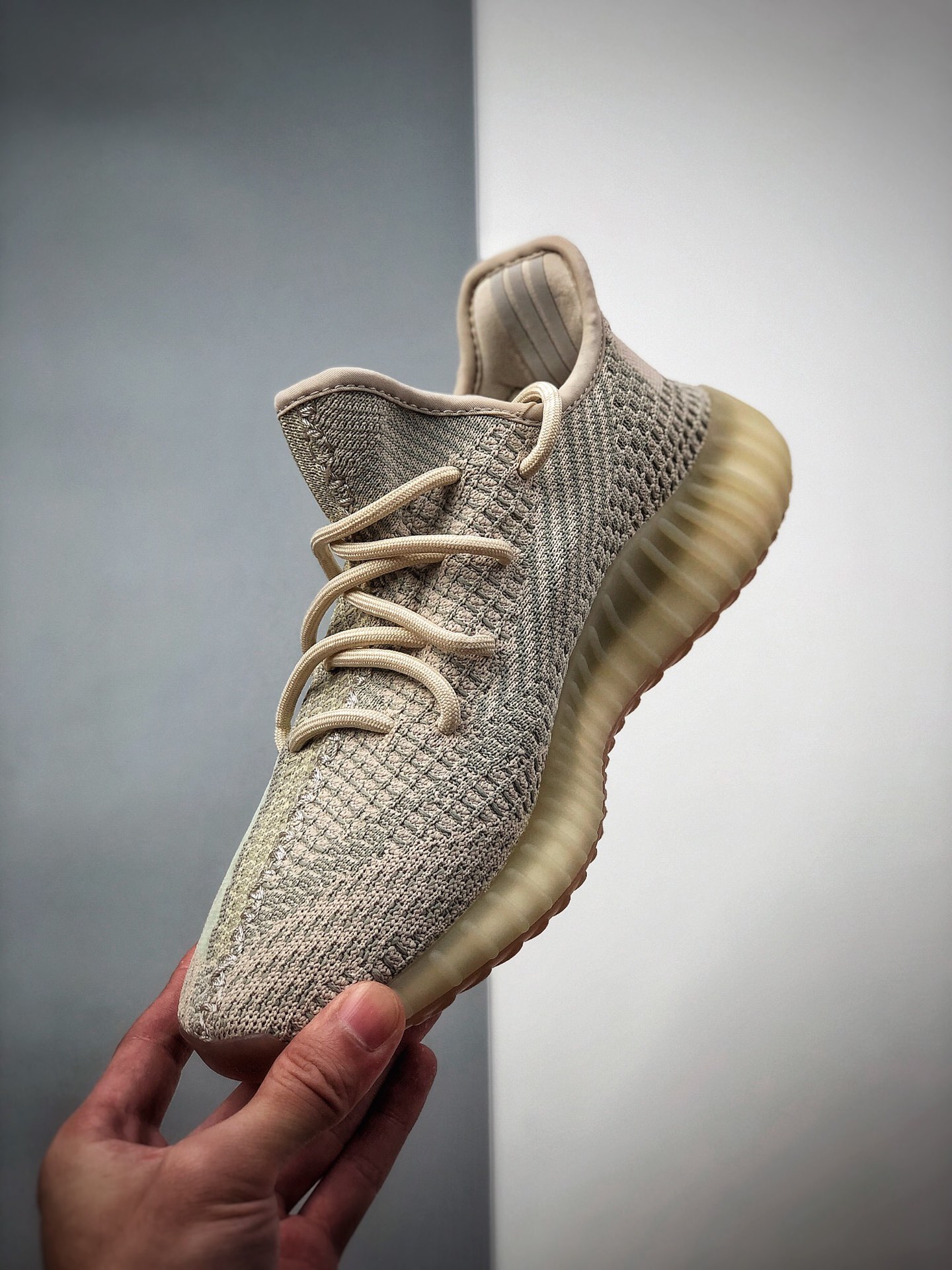 250 Adidas Yeezy 350 Boost V2 天鹅白 #德国进口机台针织成型 FW3042