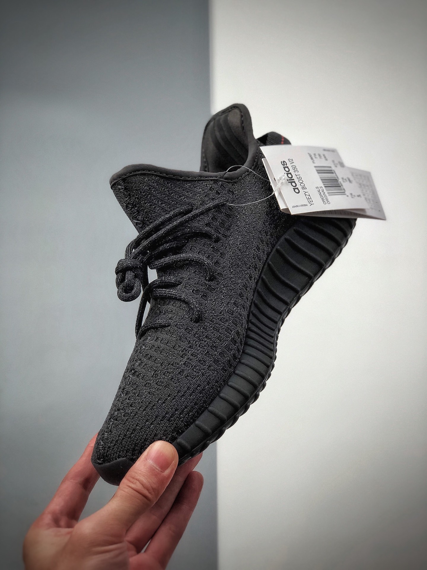 250  公司级 400以下绝无对手 #Adidas Yeezy 350 Boost V2 黑天使满天星 FU9007