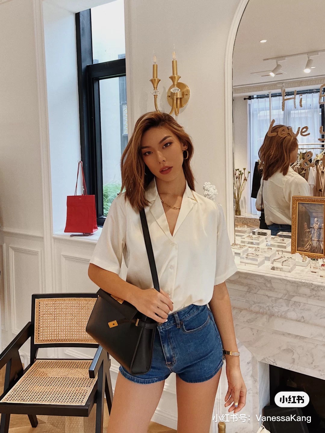 Ysl 𝑴𝒂𝒏𝒉𝒂𝒕𝒕𝒂𝒏 29CM曼哈顿法棍包 579271黑色牙签纹金扣