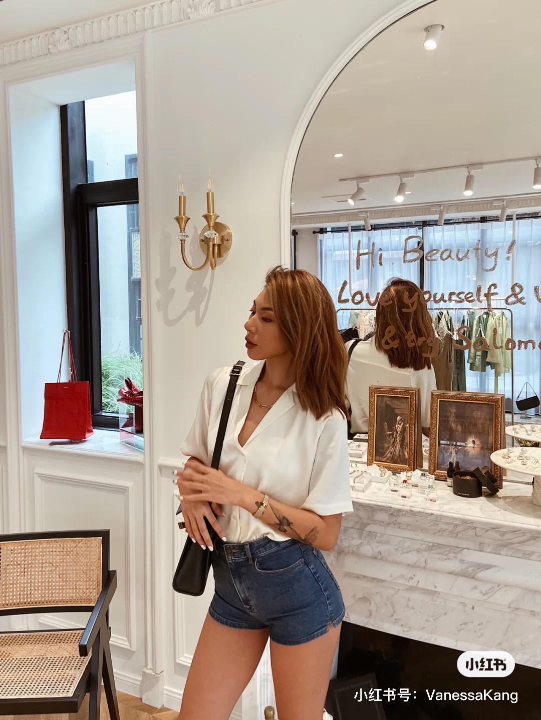 Ysl 𝑴𝒂𝒏𝒉𝒂𝒕𝒕𝒂𝒏 29CM曼哈顿法棍包 579271黑色牙签纹金扣