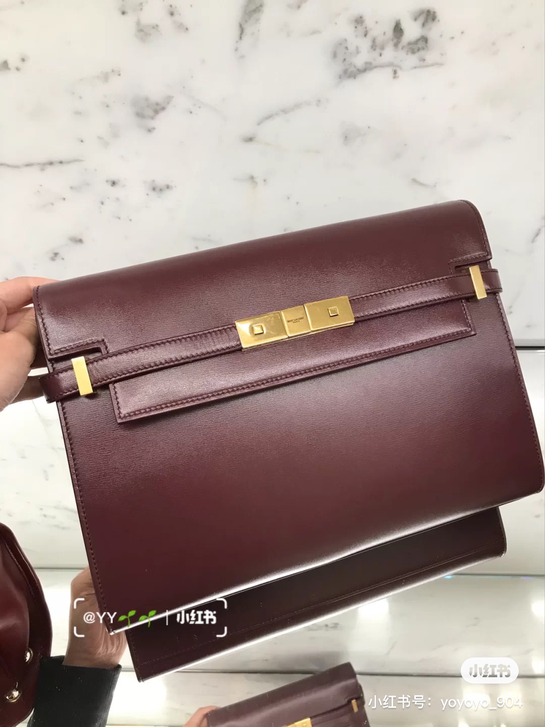 Ysl 𝑴𝒂𝒏𝒉𝒂𝒕𝒕𝒂𝒏 29CM曼哈顿法棍包 579271酒红色牙签纹金扣