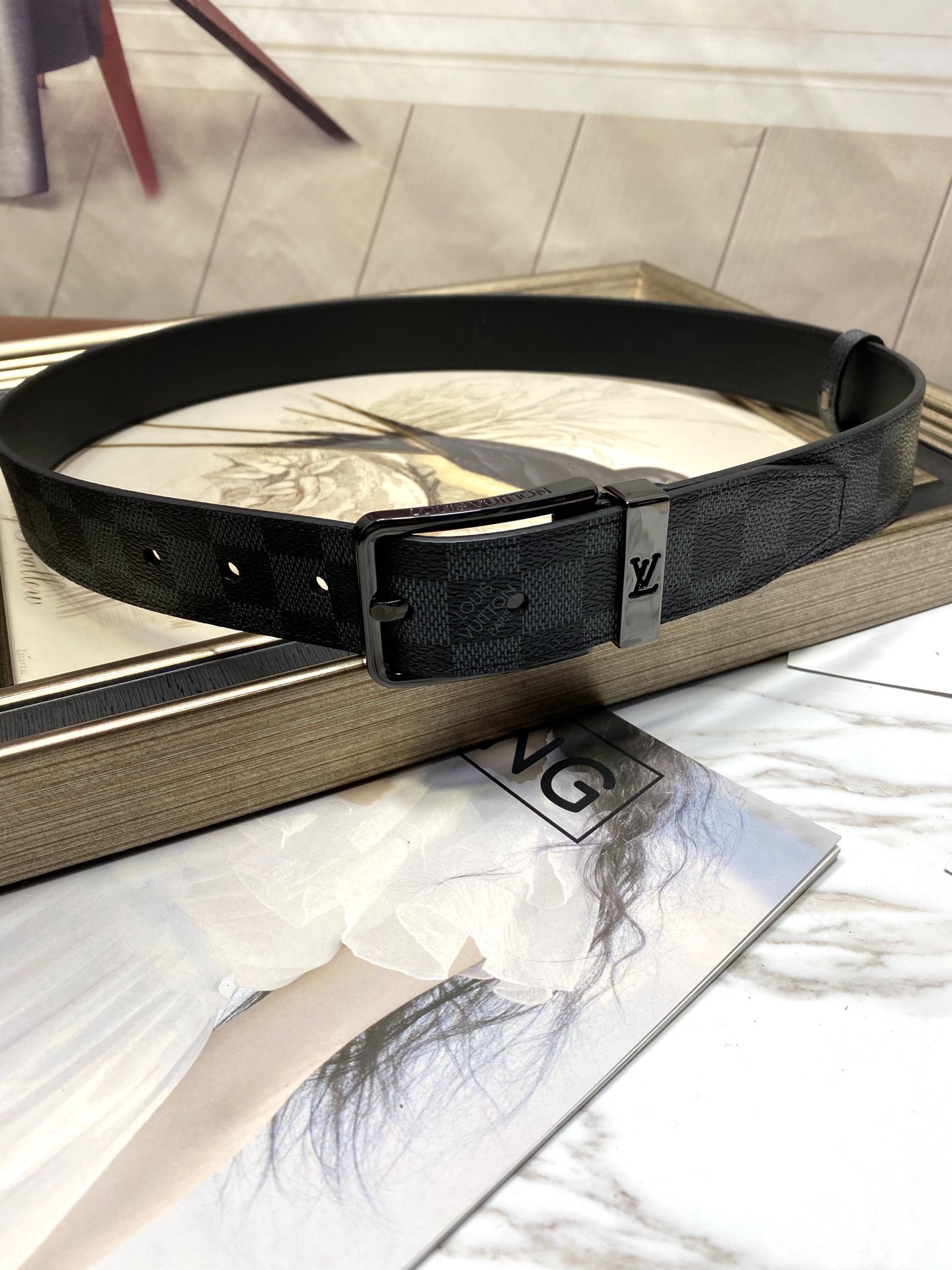Lv路易威登LOUISVUITTON