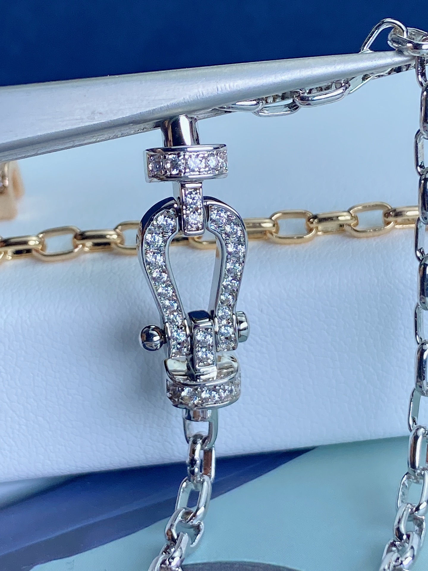 fred 链条款手链最近超级迷这款链条⛓️个人觉得比绳子款洋气很多呢而且链条款是可以戴一辈子的不像绳子消