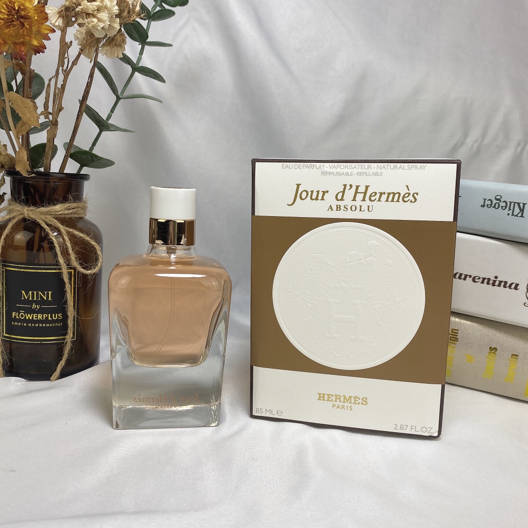 Hermès Jour d'Hermès Absolu Eau de Parfum - 85ml Floral Fragrance for Women 1 i1599763642 1095 0