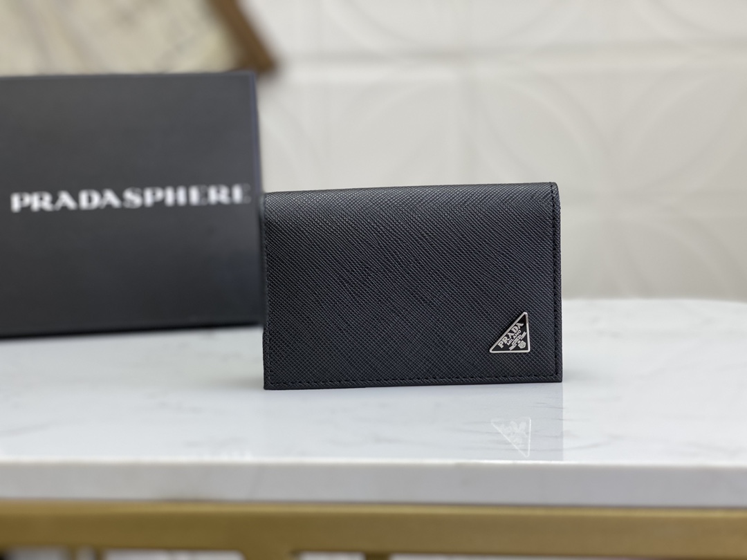 PRADA 男性用カードケース 最新モデル 高級牛革製