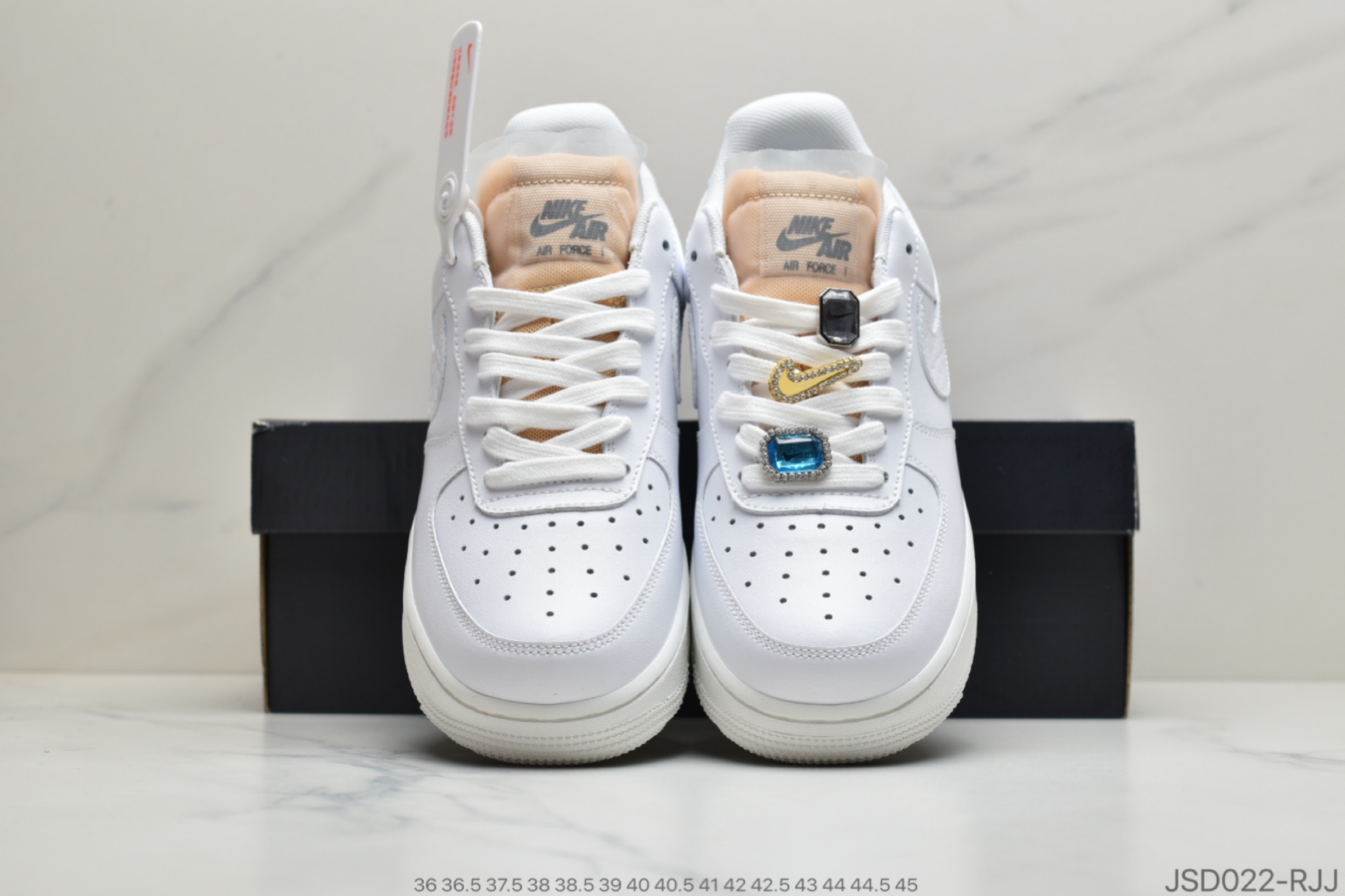 200 公司级Air Force 1 07 LX White Onyx Bling LF空军一号低帮  CZ8101-100
