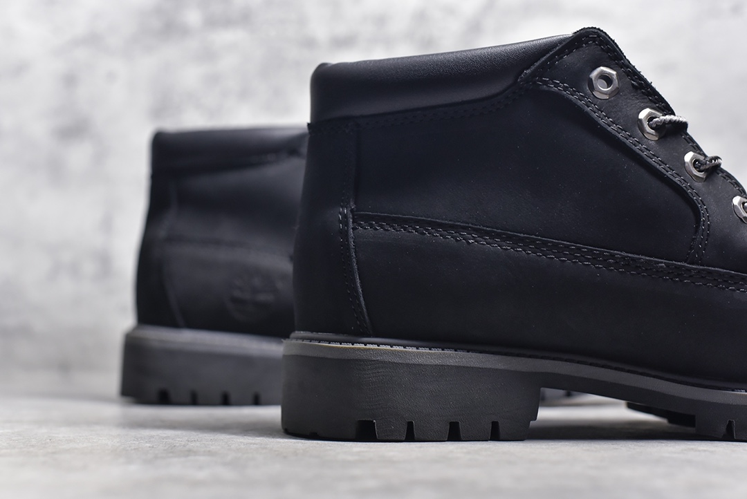 Timberland Fatigue Chukka Nubuck Boots经典户外短筒百搭工装马丁靴“全黑武士” TB032085-001