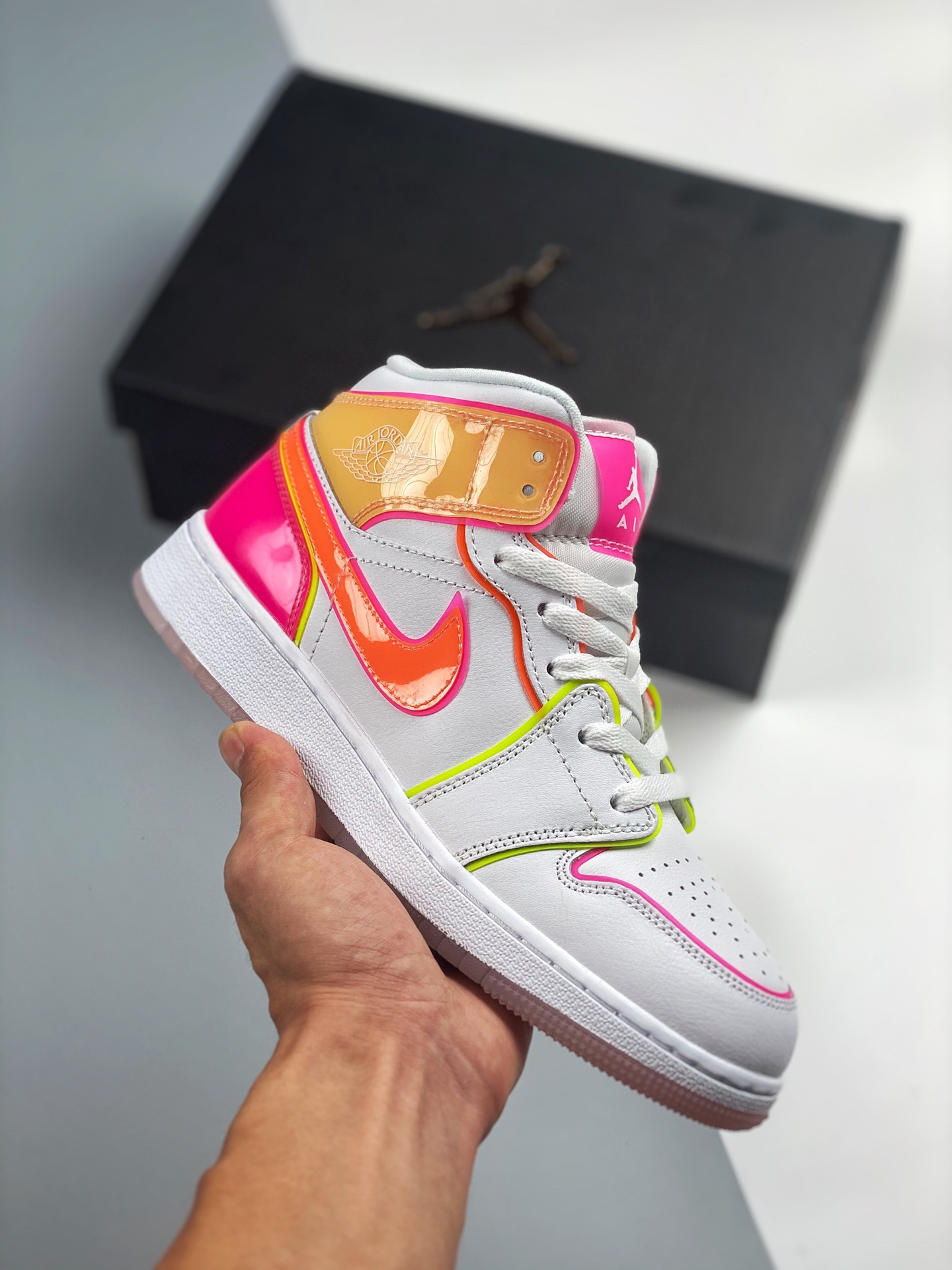 Air Jordan 1 Mid Blanco/Amarillo/Rosa, dulce 🍬 Pedido de cliente de comercio exterior de Tmall, la mejor art…