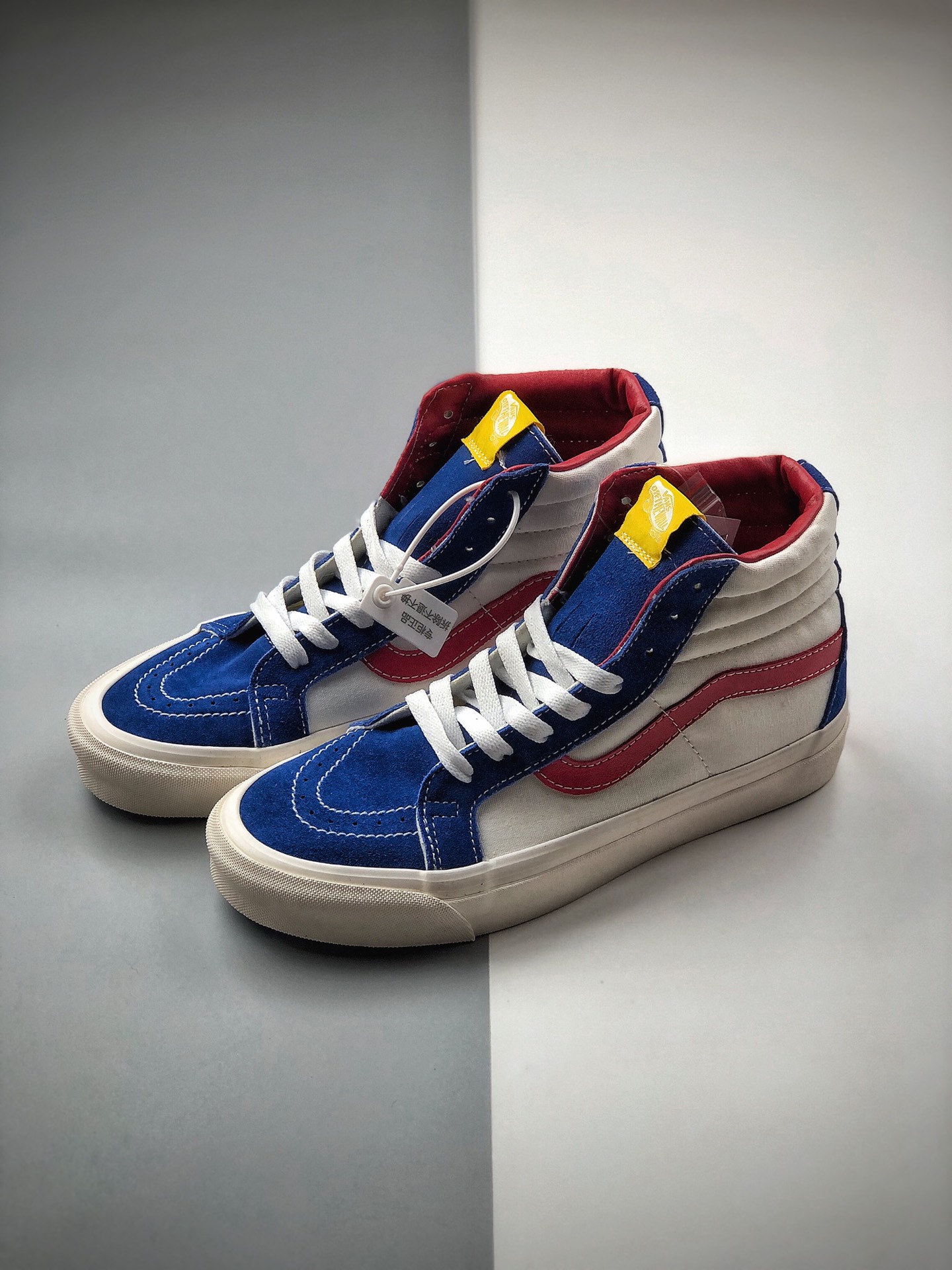 160  VANS  Sk8-Hi 高帮Pokonyan（叮当猫）神仙配色