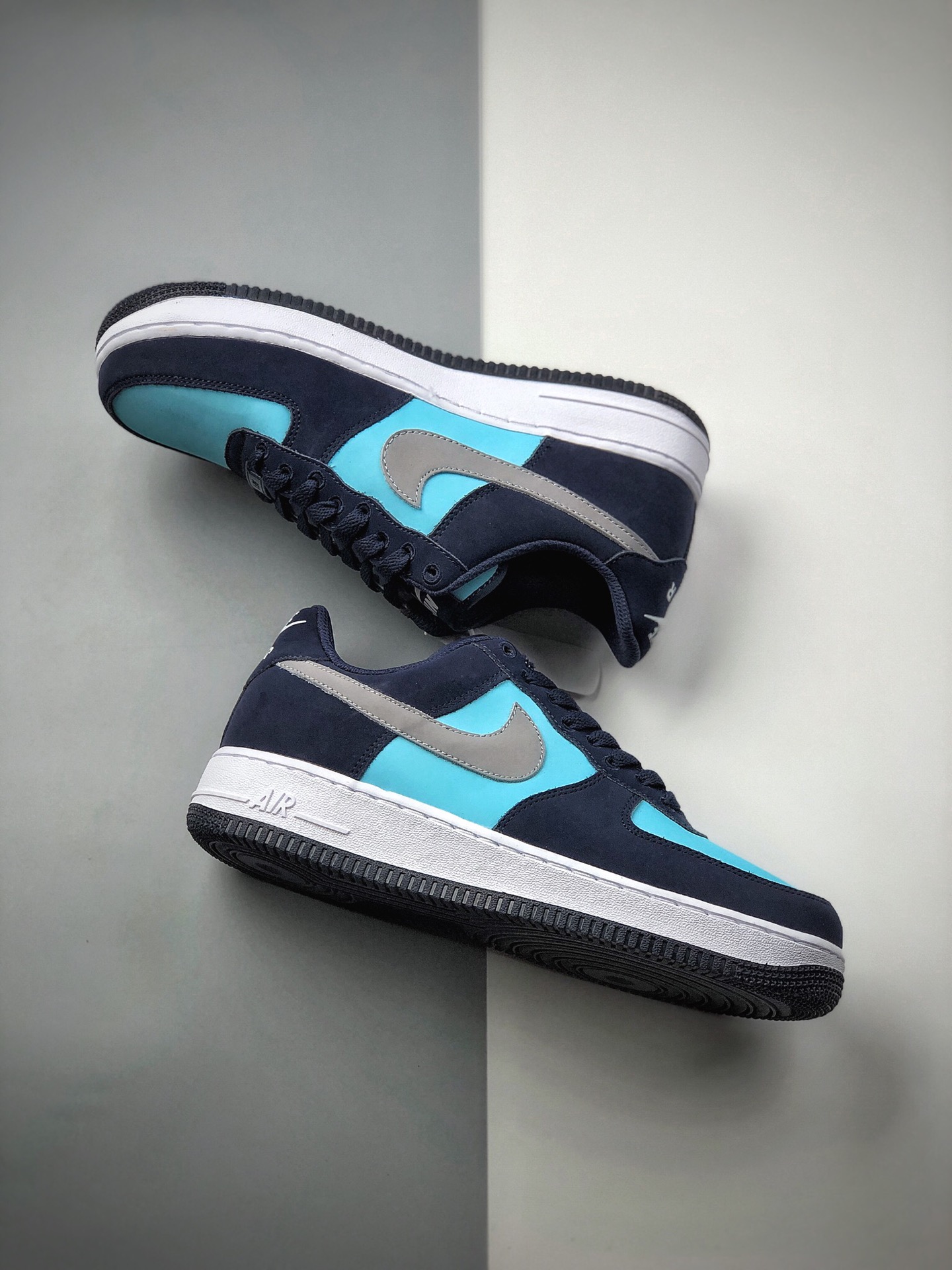 180  耐克Nike AIR FORCE .07 空军一号低帮 311368-301